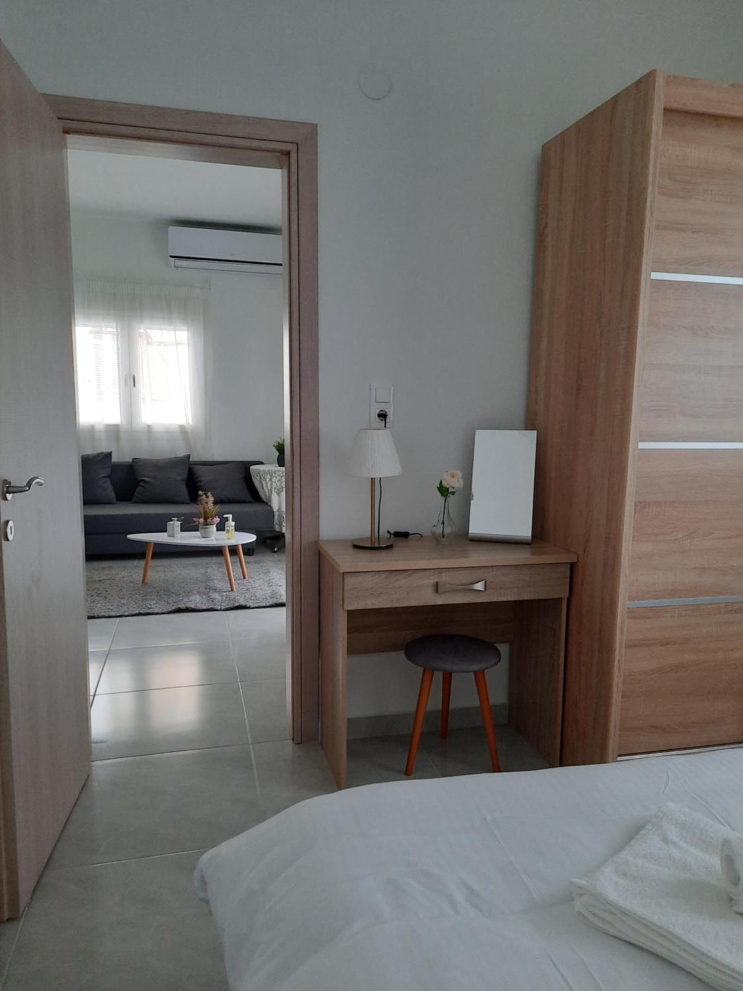 By The Sea Appartement Peraía