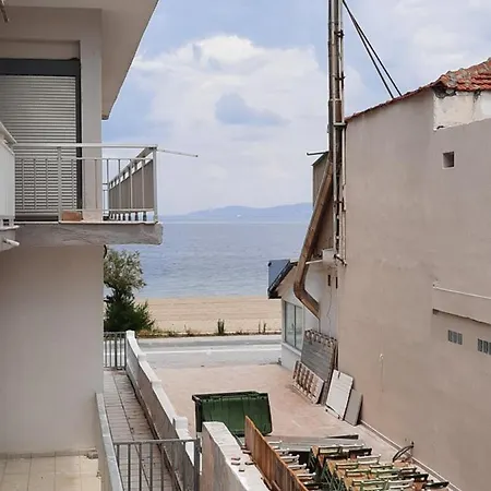 Appartement By The Sea à Peraía Extérieur photo
