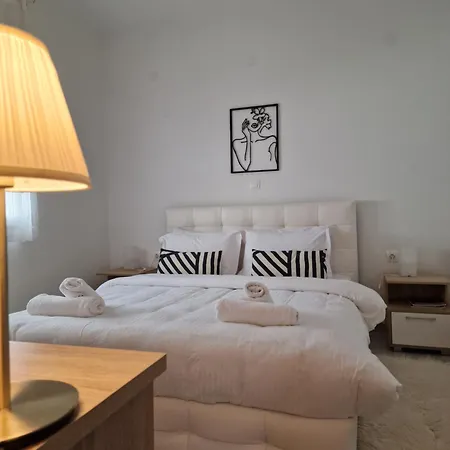 Appartement By The Sea à Peraía Extérieur photo