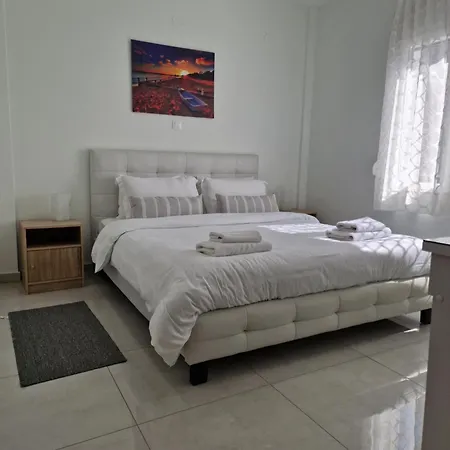 Appartement By The Sea à Peraía Extérieur photo