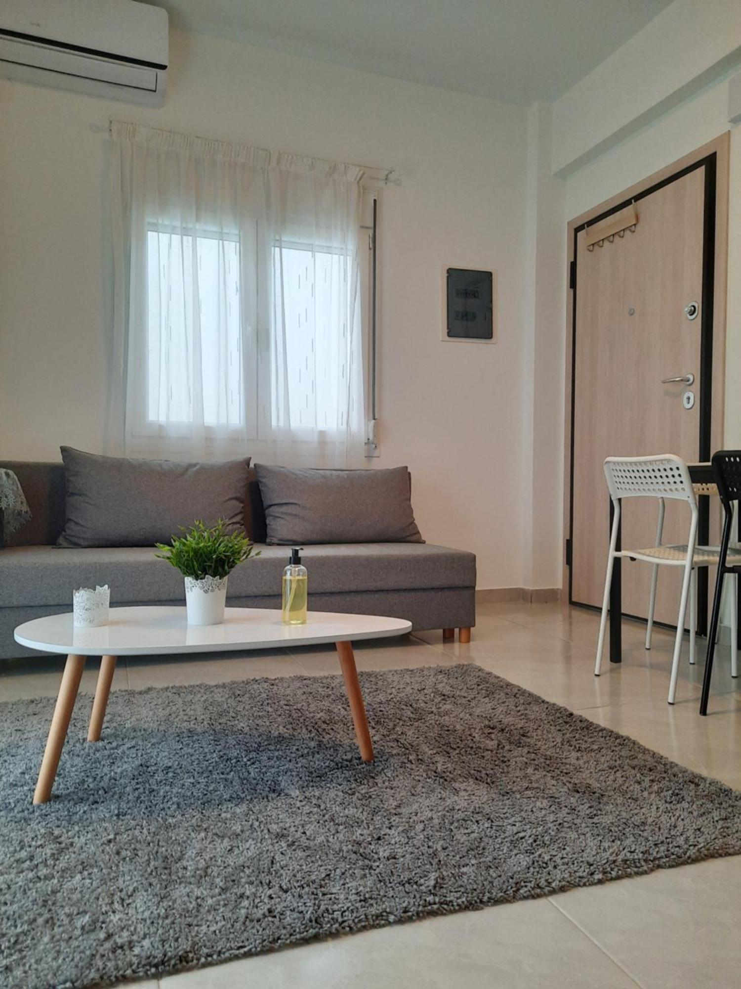 By The Sea Apartment